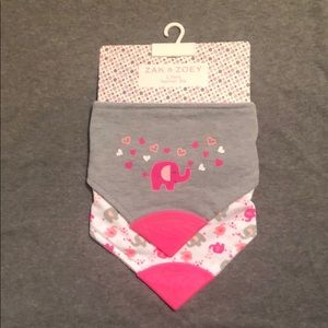 2 pack teether bibs